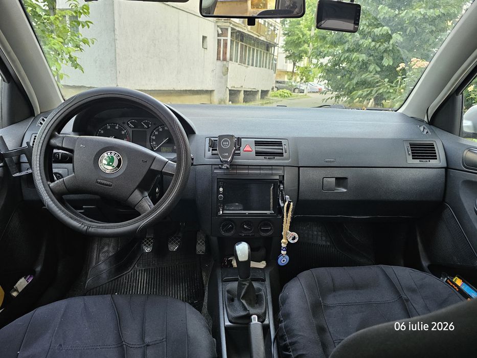 SKODA Fabia 2004 — imagine 4