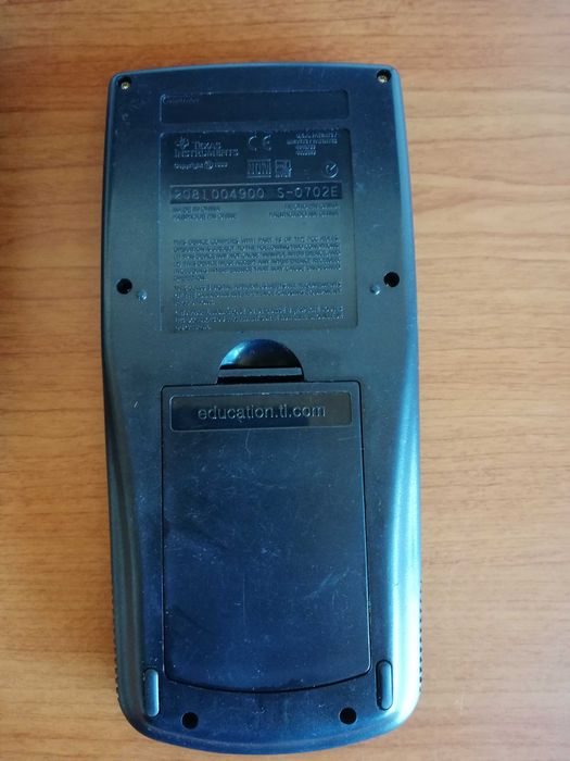 Графичен калкулатор Texas Instruments TI-89