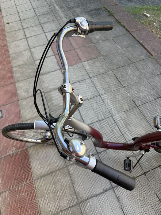 Bicicletă damă / oraș 28” – 6 viteze – scaun pasager – stare bună