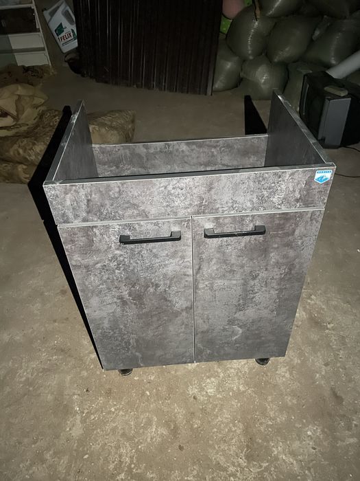 Комод с раковиной