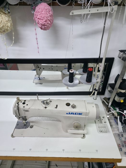 Masina de cusut liniara JACK drive
