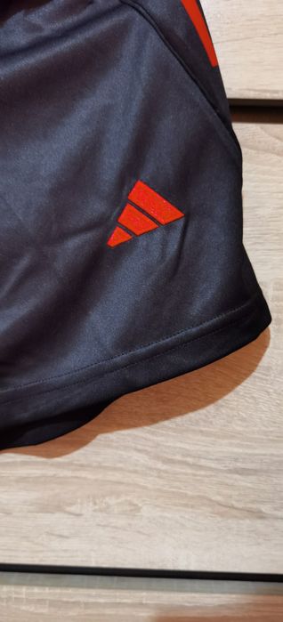 Къси гащи Ливърпул ( размер S)