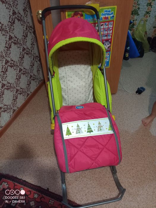 Продам зимние санки