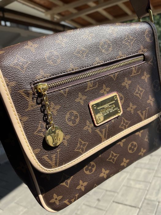 Geanta  Louis Vuitton