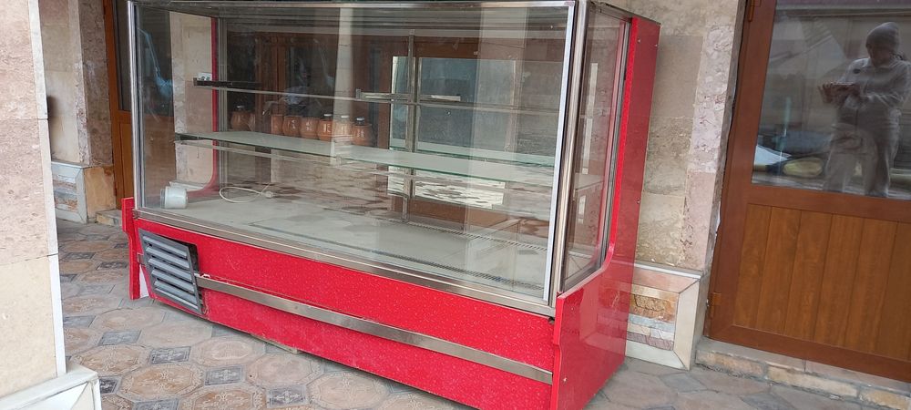 Витринные холодильники. AZN. Витрина Музл