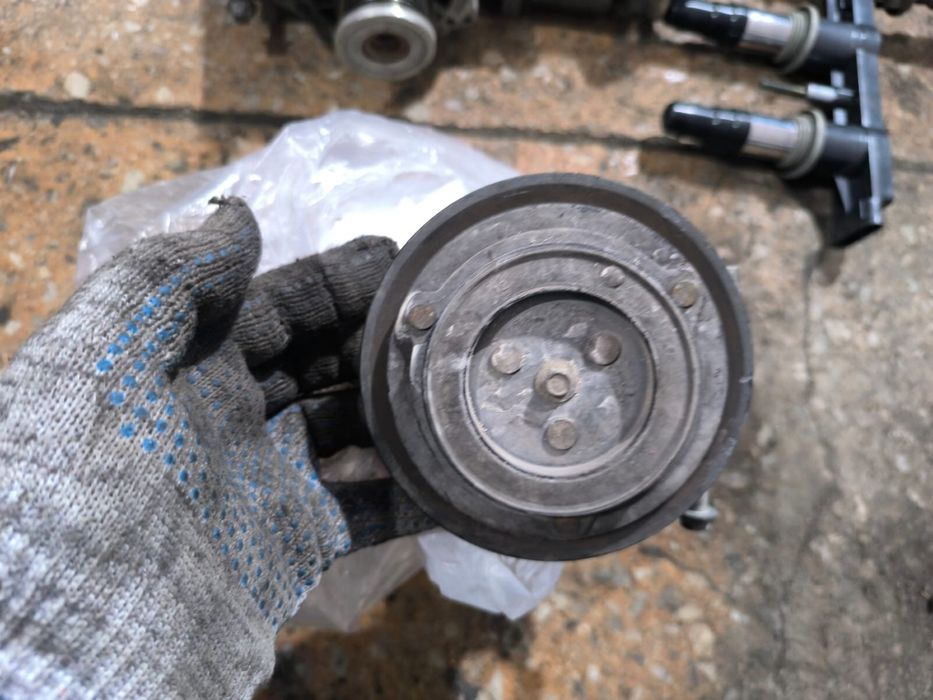 Продам оригинальные запчасти шевроле круз