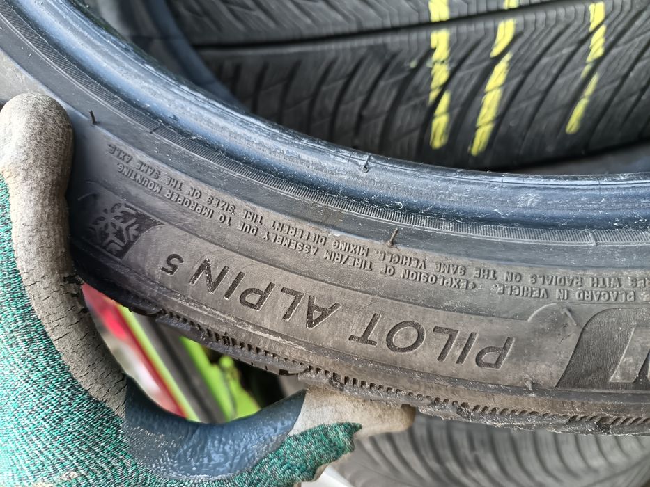 Anvelope MS 225 40 19 Michelin 2021 6mm