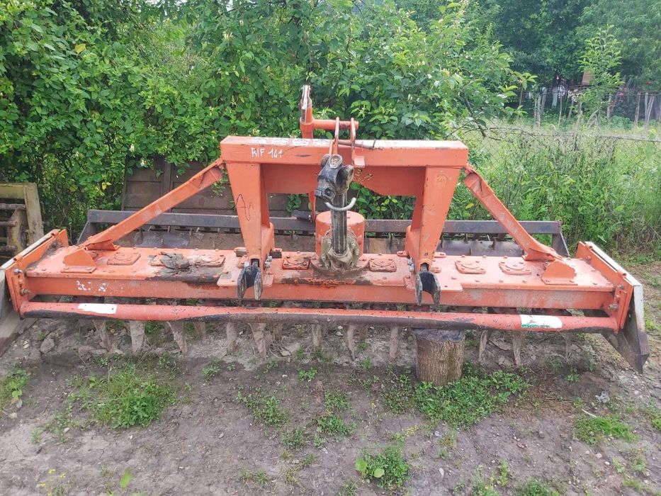 Grapa rotativa ReMac de 3 metri