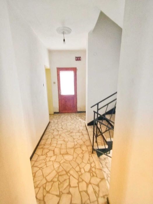 Имот Корект продава Къща с. Конуш. Обл. Пловдив