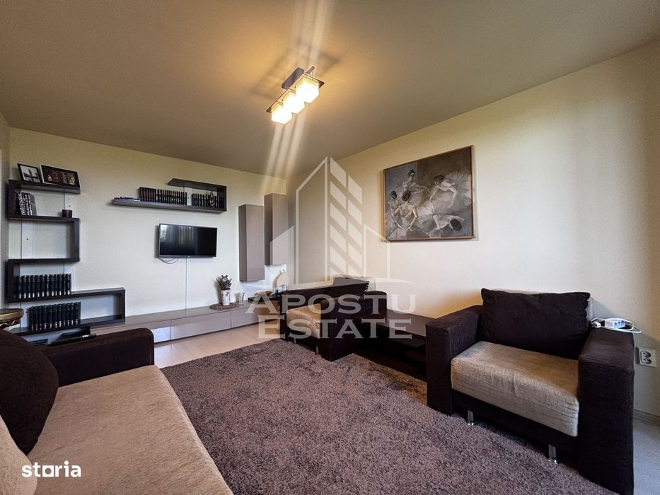 Apartament cu 3 camere de vanzare, decomandat, Tipografilor, Timisoara — fotografia 1