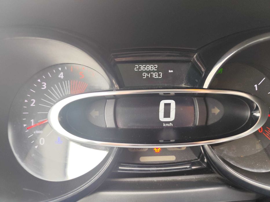 RENAULT Clio 2016 — imagine 3
