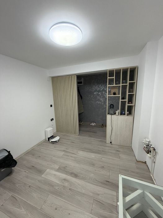 Inchiriez  o camere pentru prestare servicii in domeniul beauty