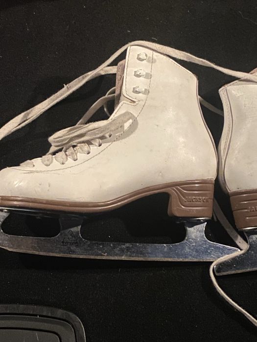 Patine jakson Mistique marime 3 sau 35