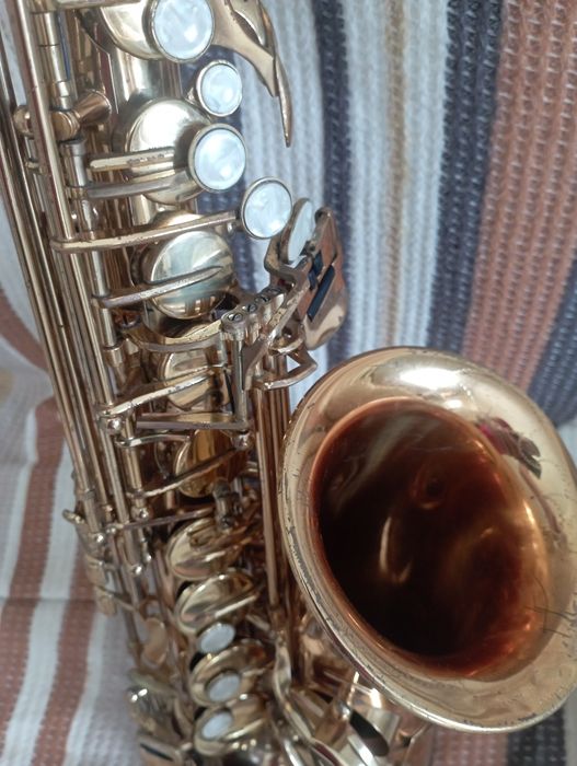 Саксофон альт саксофон