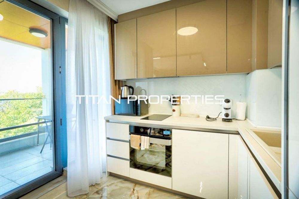 Дава се под наем Тристаен апартамент в Варна, Галата - 85 кв.м за 850 € - Снимка #4