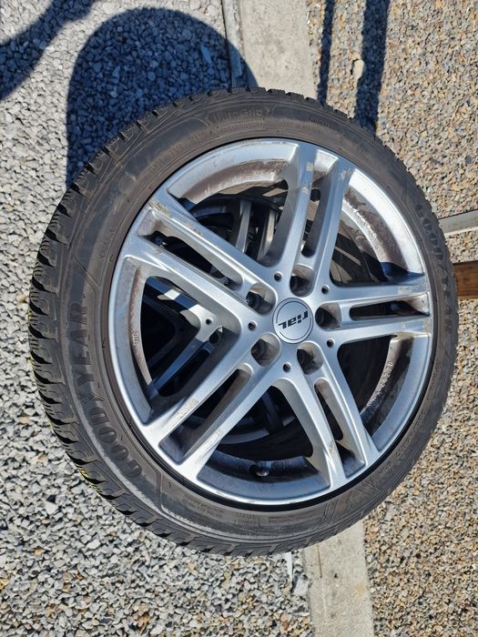 Гуми с Джанти Mercedes C class W204 225/45 R17 Good Year 2022
