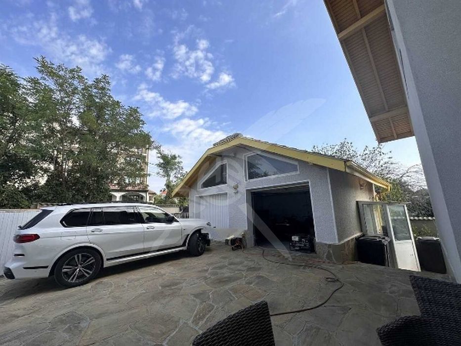 Продава се Къща в Варна, м-т Траката - 909 кв.м за 879 €/кв.м - Снимка #15