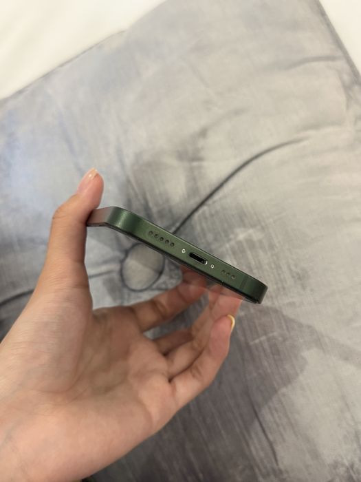 Iphone 13 Green
