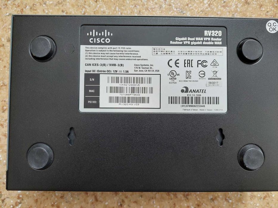 Router cisco RV320