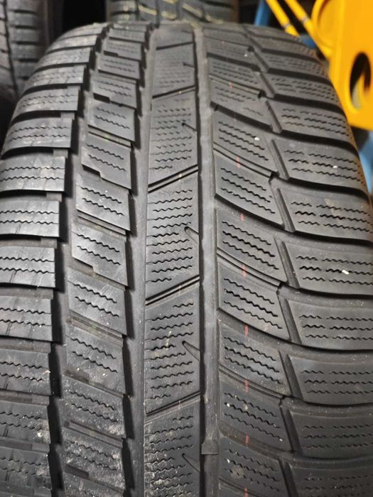 Vând roți complete VW Touareg