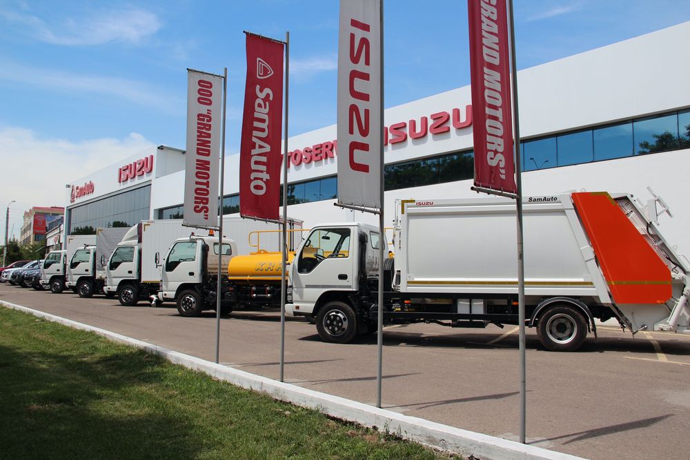 Самосвал Isuzu NPR 82L CNG с кондиционером
