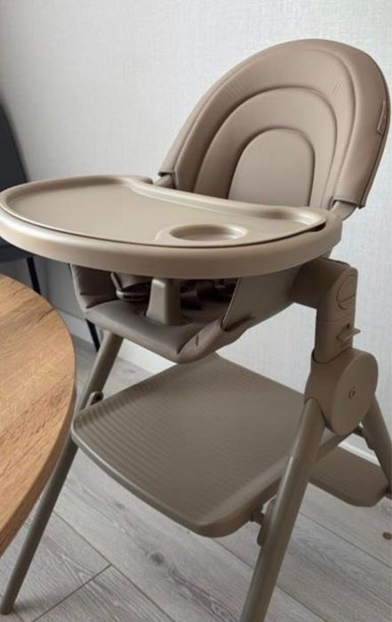 Продам стульчик детский Anex