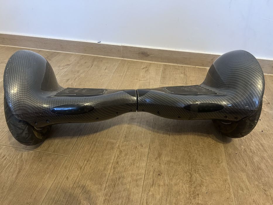 Am un hoverboard la vânzare