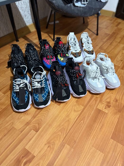 Versace Chain Reaction