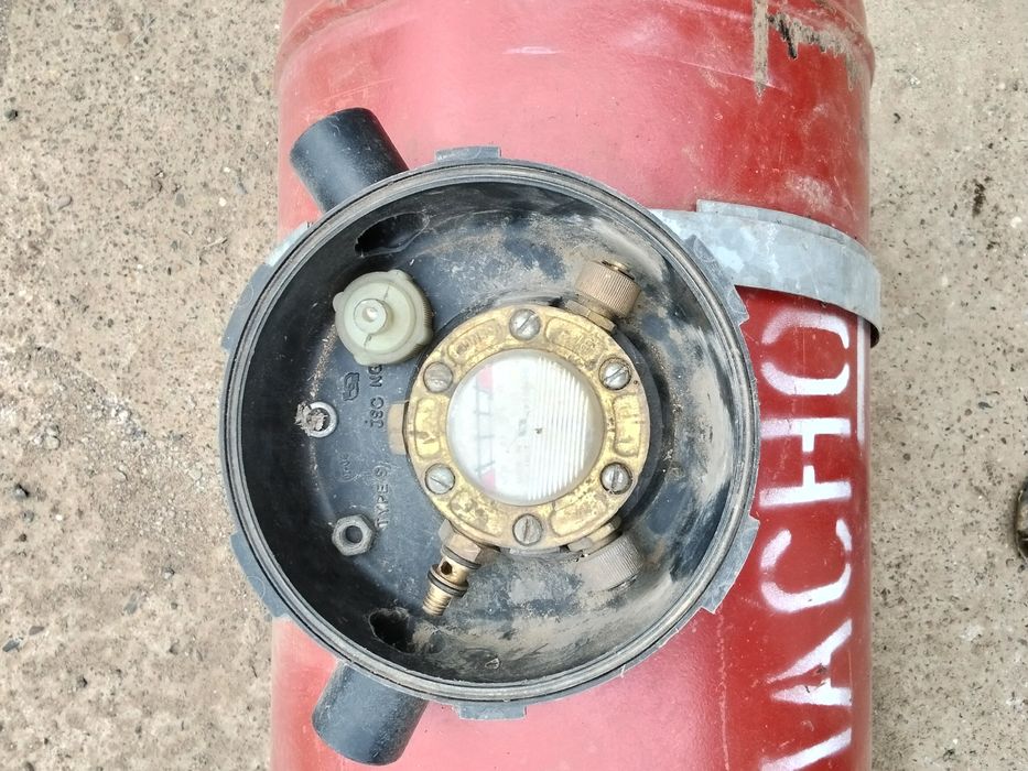 Продам авто газ балон