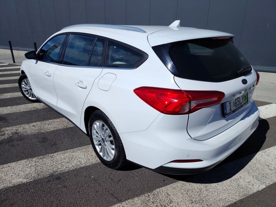 FORD Focus 2020 — imagine 4