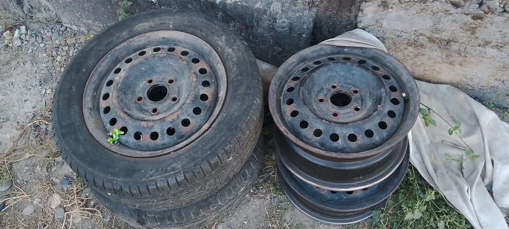 Продам колеса тойота