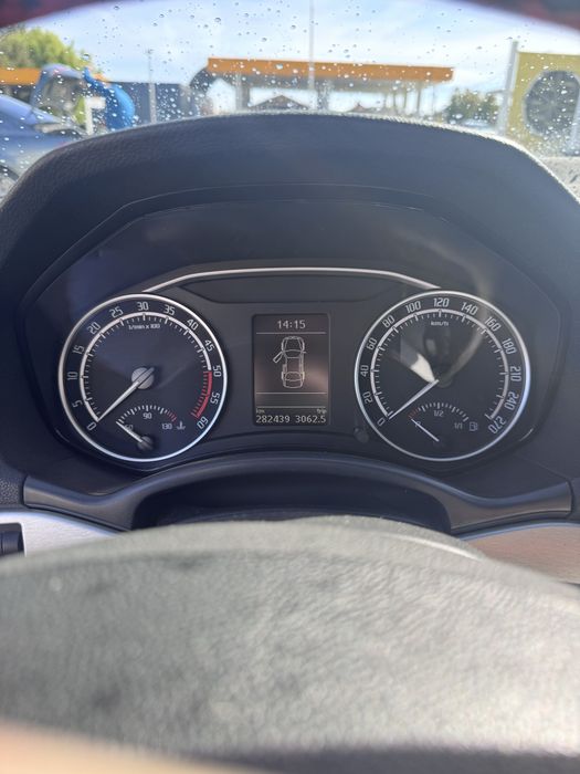 SKODA Octavia 2010 — imagine 5
