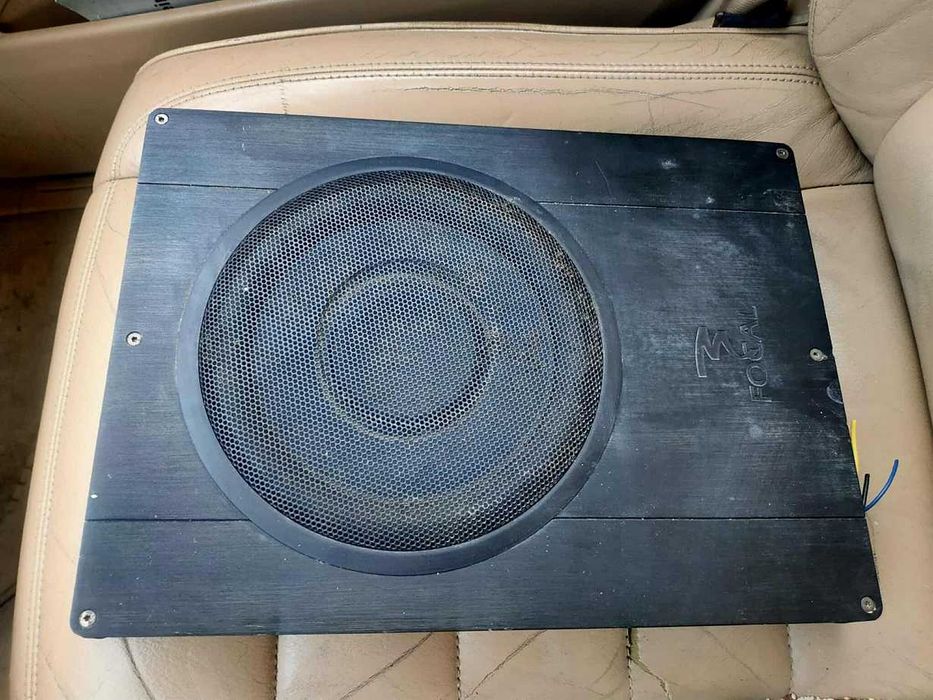 Subwoofer activ auto Focal Intergration BUS i20.1, 20 cm, 150 W