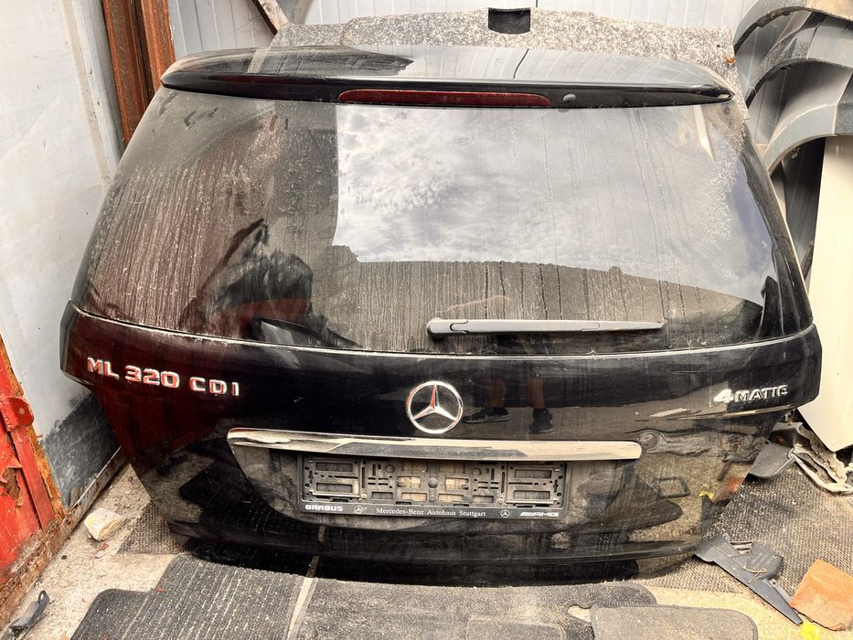 Пета врата Mercedes ML - W164 / Заден капак