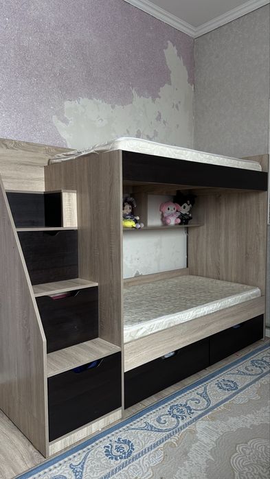 Продам двухъярусную кровать