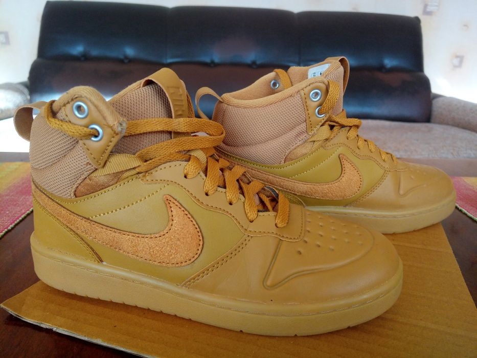 Nike Court Borough Mid 2 Boot