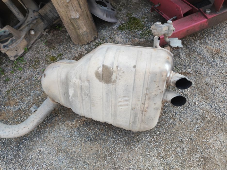 Задно гърне за Пежо-407,2.2HDI-170к.с.