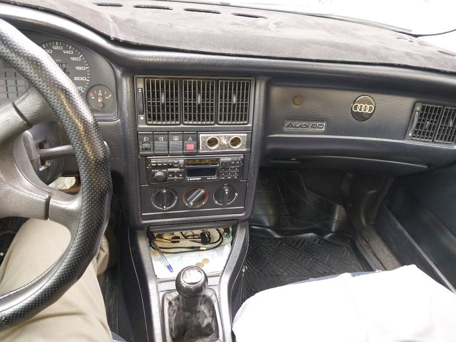 Продам ауди 80 В4