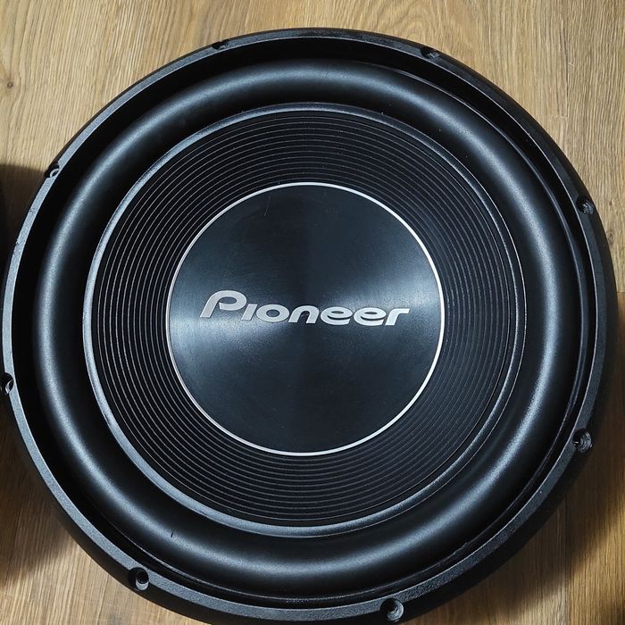 Vând 2 difuzoare Pioneer