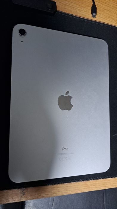 Продам iPad 10 64gb