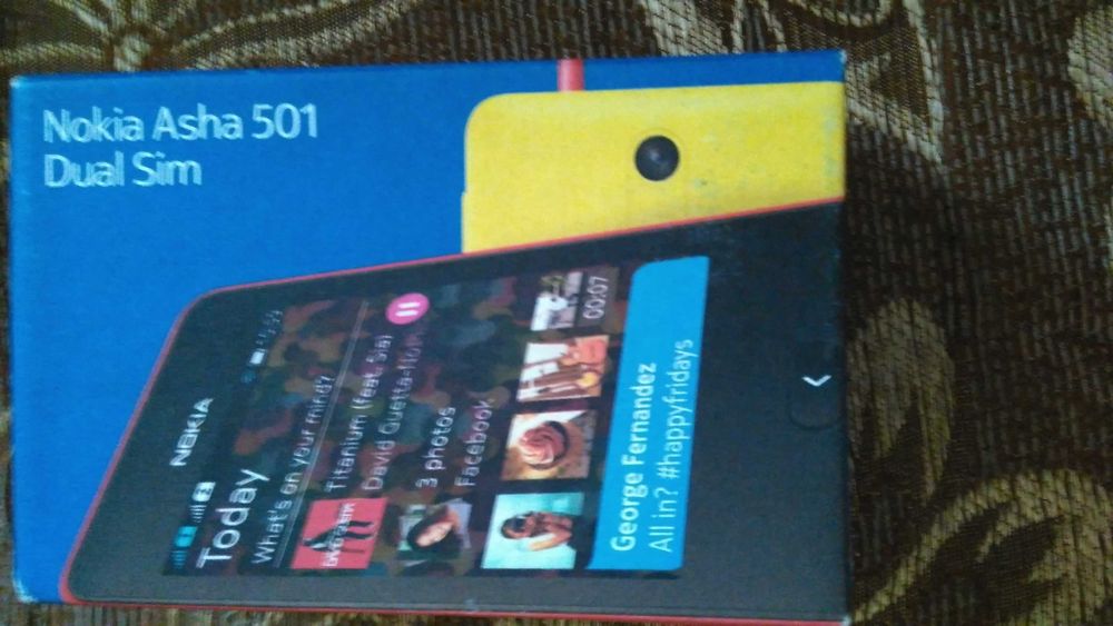 Продам смартфон Samsung j1 , Nokia