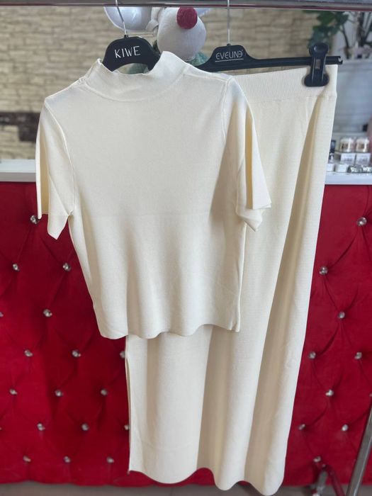 Платья юбки кофты