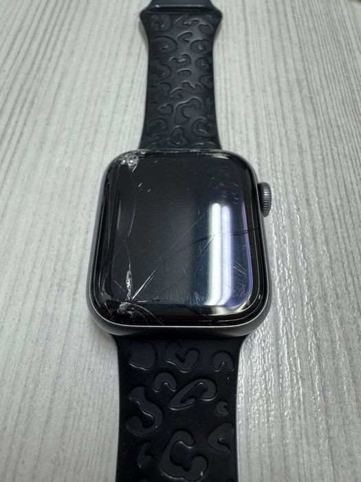 Apple Watch Series 5 - 40mm