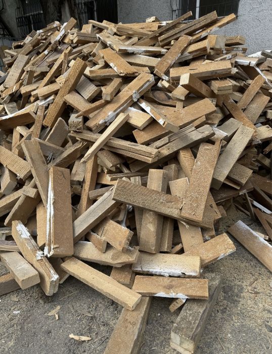 Продаю Дрова мешками Кубами