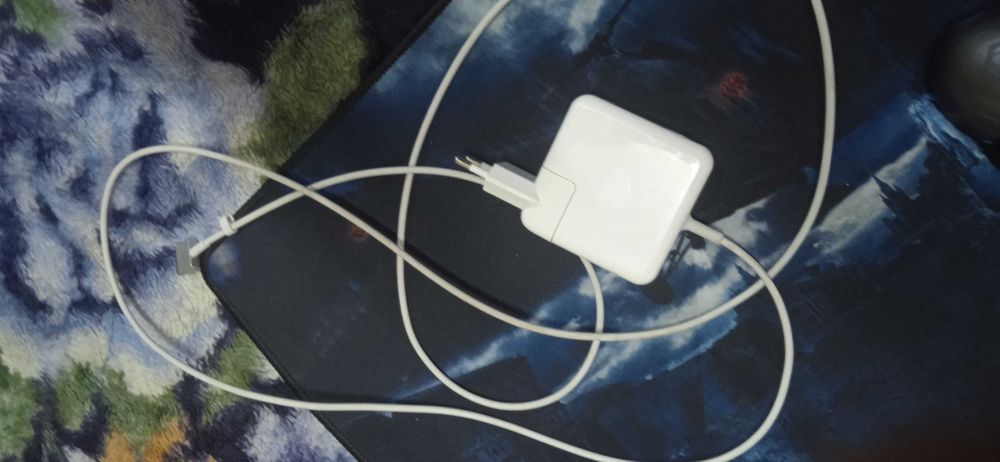 MacBook  Air 13 -2015г