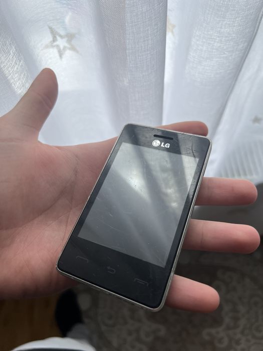 LG T385 Wi-Fi Cookie – Telefon cu Touchscreen, Simplu și Fiabil