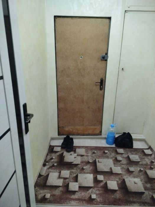 Сдаётся-ижара 1 ком 10 микрорайон