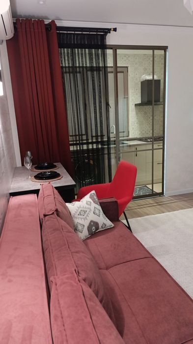 Продаётся Чиланзар 7 1в2 1 этаж. Дизайнерский ремонт.