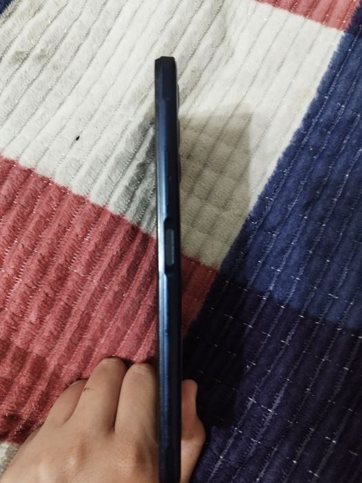 Tecno Pova 3 на 128 гб