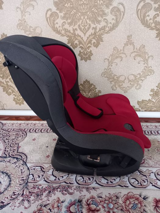 Продам автокресло